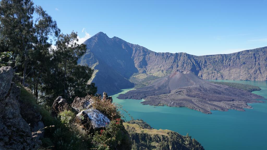 Rinjani Trails Hotel Senaru Exterior foto